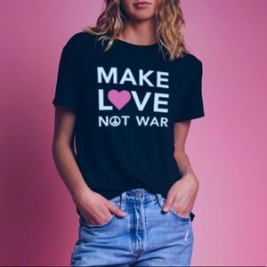 Make Love Not War Black T Shirt Size M